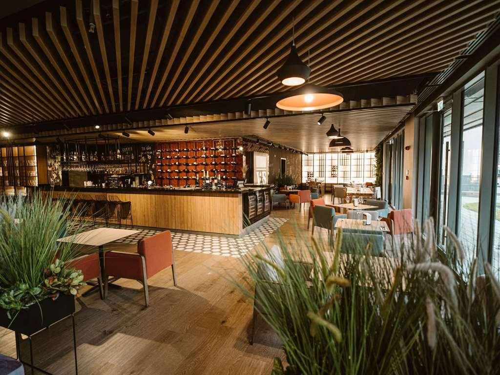 Hotel Ibis Styles Sibiu Arsenal Restaurant photo