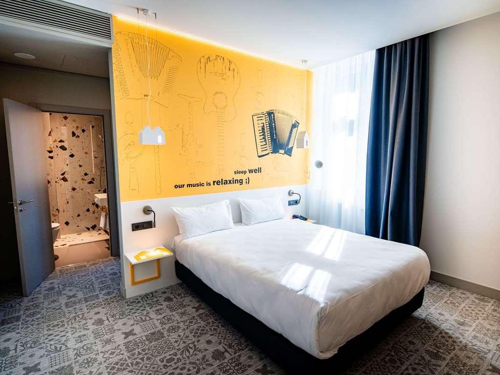 Hotel Ibis Styles Sibiu Arsenal Chambre photo